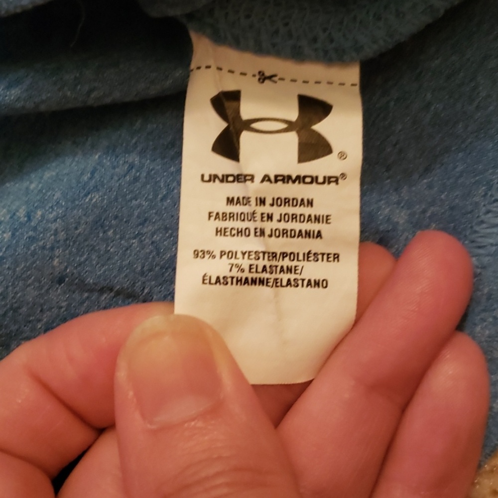 NWOT- MEN'S Under Armour athletic shirt - Picture 4 of 4